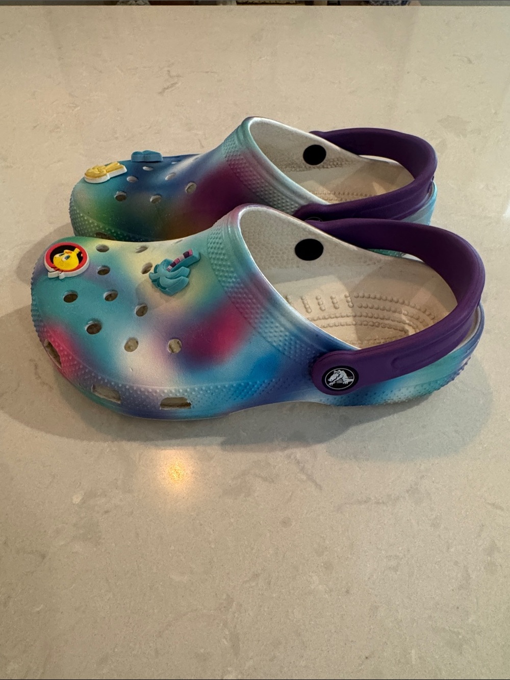 CROCS Classic Kids Tie-Dye Clogs with Purple Heel Strap Size J4
